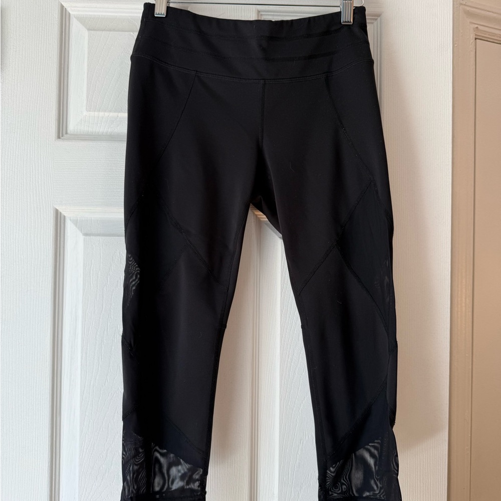Athleta Black Mesh Performance Leggings Size Small